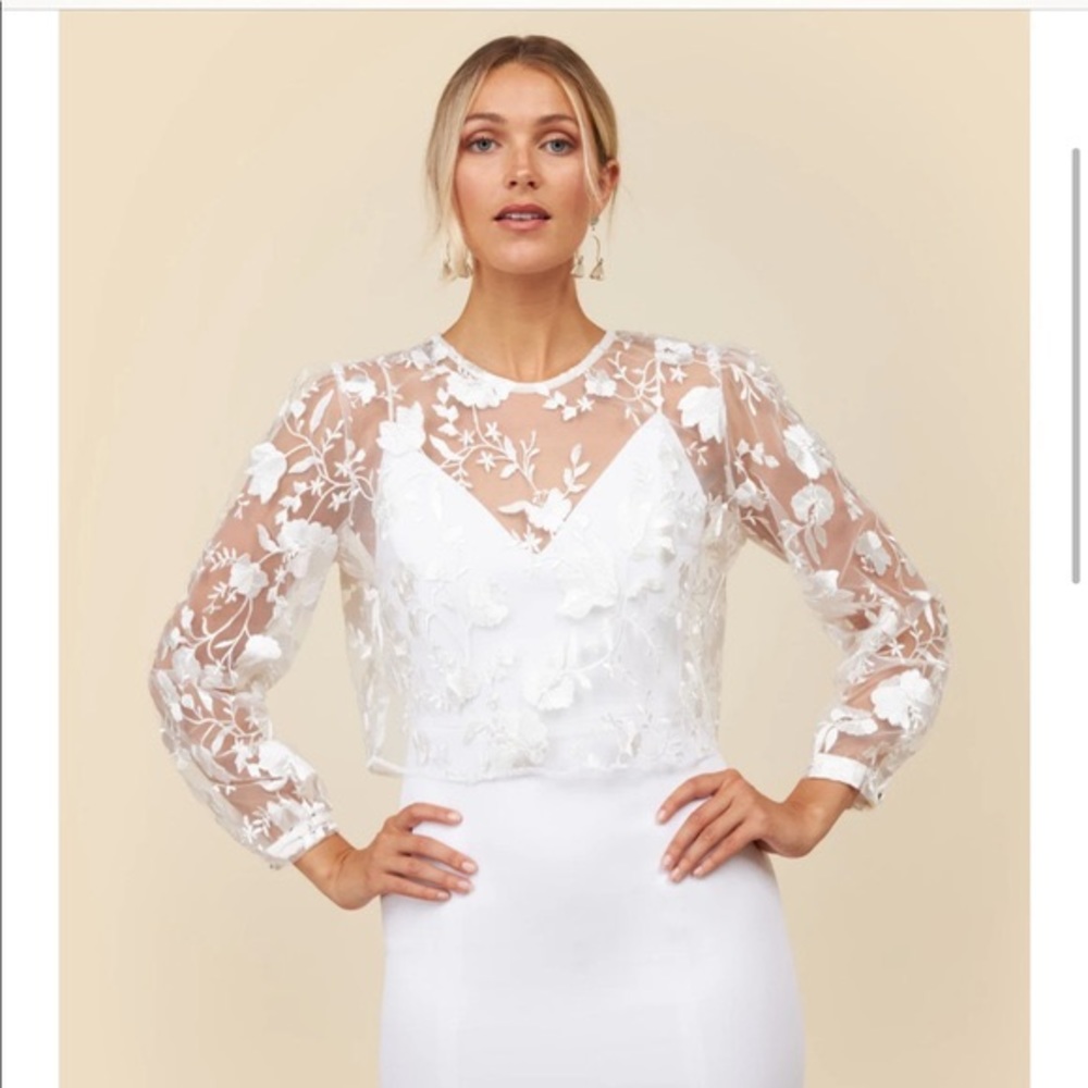 Park & Fifth - Hayes Topper in white